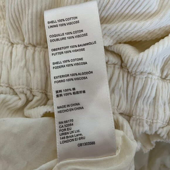 Free People White Shorts - Picture 4 of 4